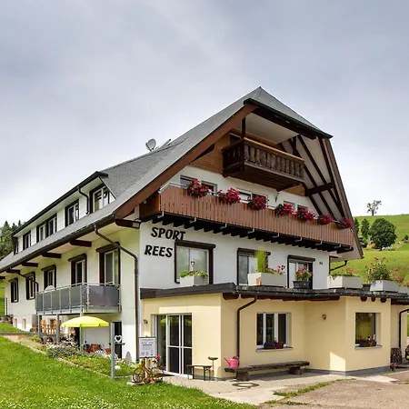 Sport Rees - Melanie Apartment *